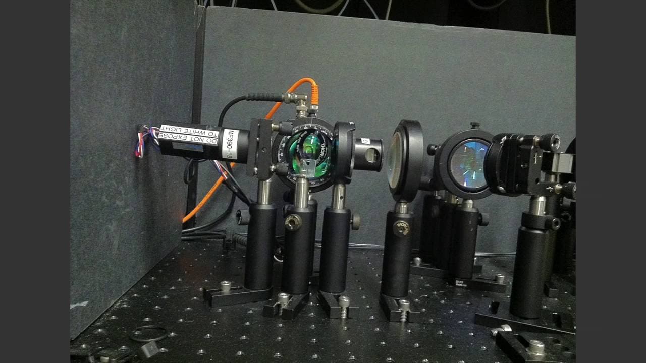 MIT- Making Science and Engineering Pictures – Video 14: Using a Smartphone